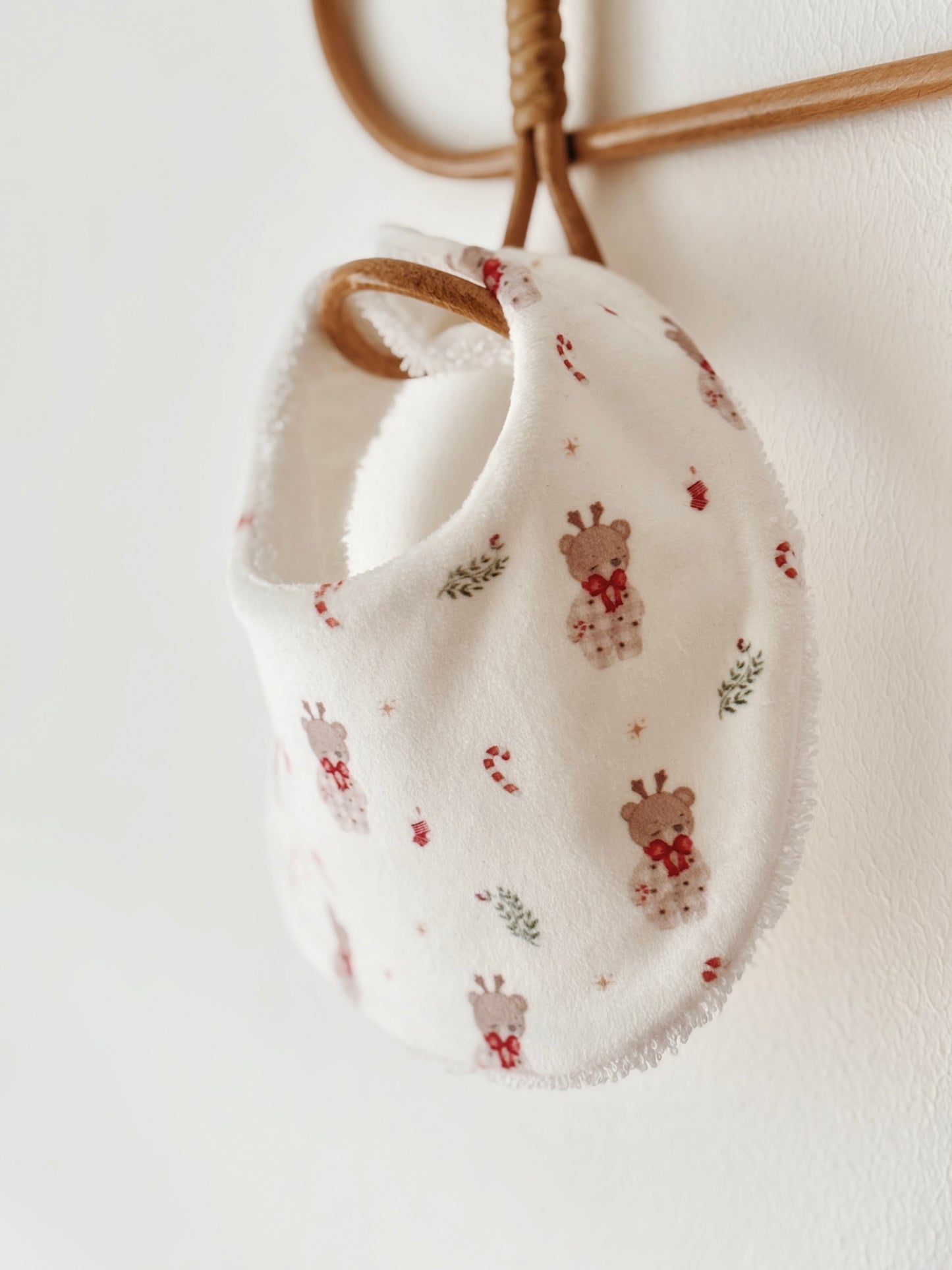 Bavoir motif exclusif de Noël